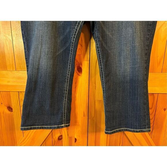 A.n.a. Crop Back Flap Pockets Women's size 20W Dark Wash Blue Denim Jeans (0885) - Picture 2 of 7